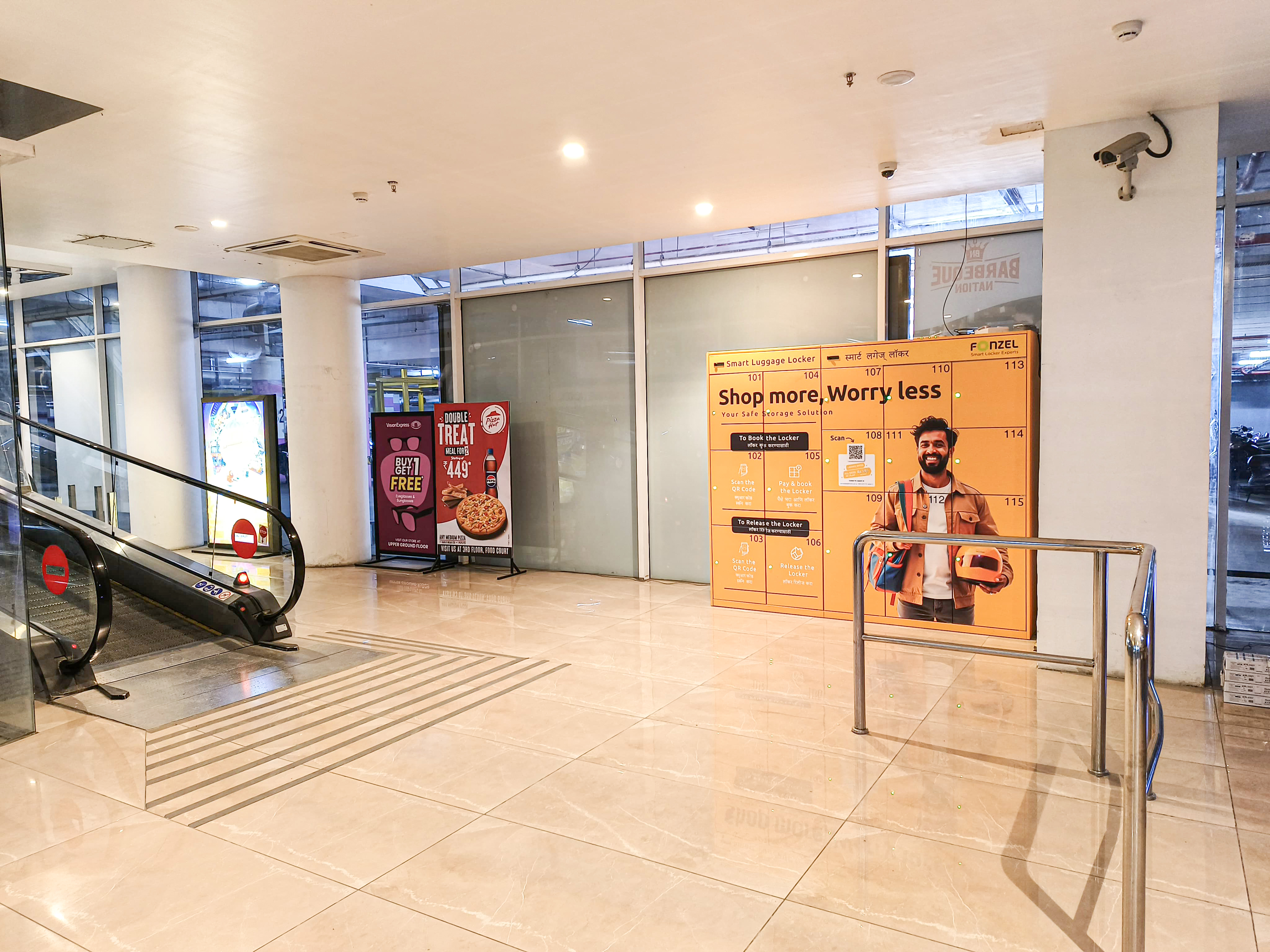 smart lockers at malls by Fonzel smart lockers at malls by Fonzel